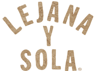 Lejana y Sola Logo