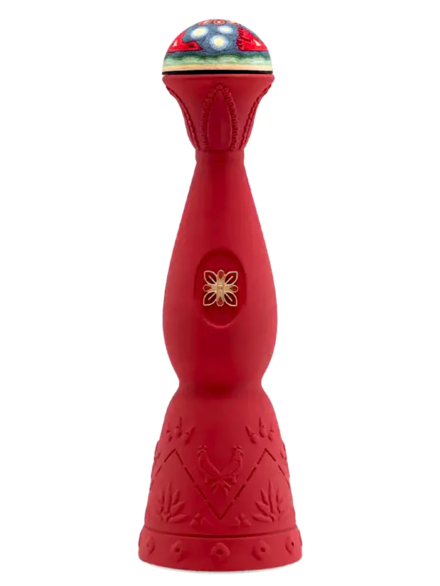 Red ceramic bottle of Clase Azul San Luis Potosí